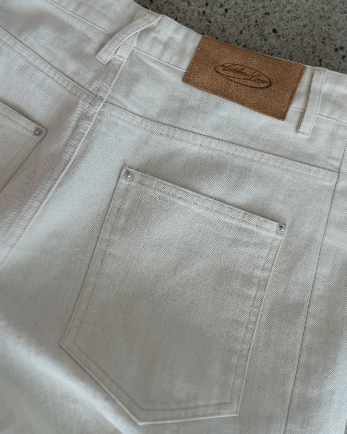 The Gallery - Wide Relax Denim - Ecru